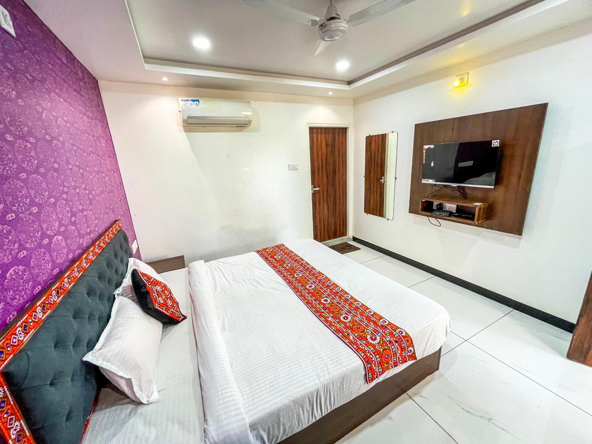 Stay Guru Resort Farm Villa Bhuj Quarto foto