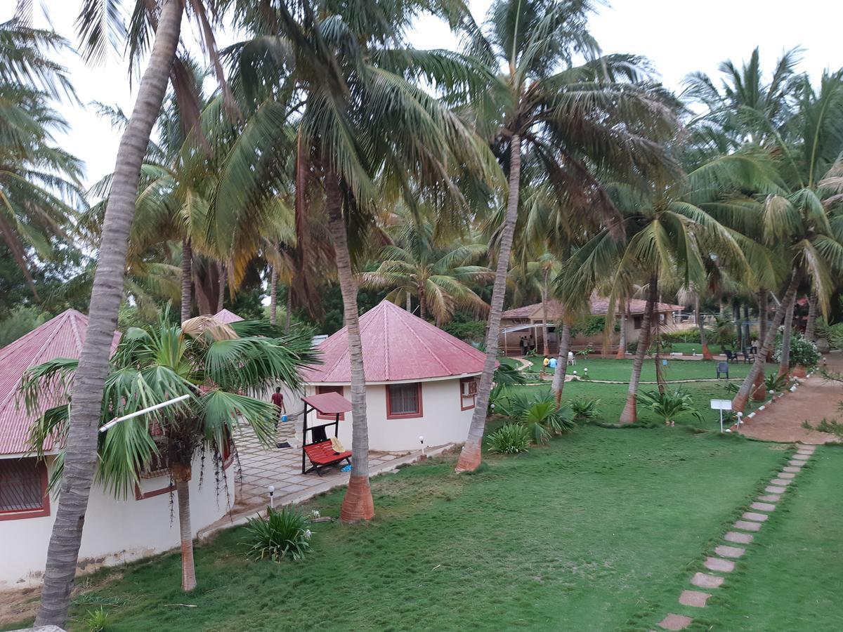 Stay Guru Resort Farm Villa Bhuj Exterior foto
